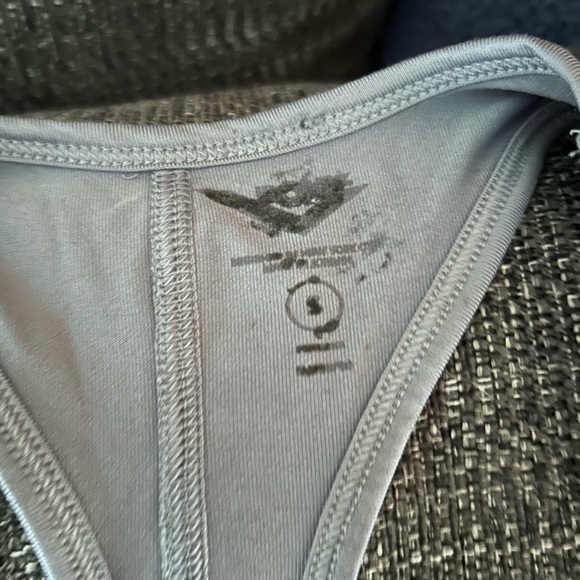 Pony Workout Shirt - Picture 3 of 4